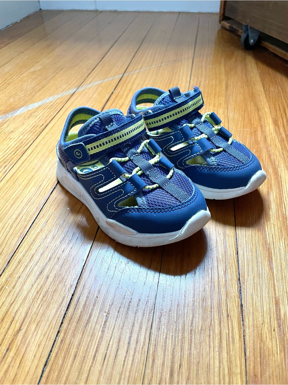 Stride Rite Navy and Lime Kids Flynn Sneaker Sandals
